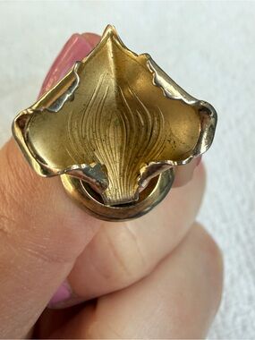 Vintage Gold-Tone Calla Lily Floral Petal Earrings
